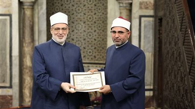 وكيل الأزهر يشيد بجهود الجامع الأزهر خلال شهر رمضان ويثمن دور العاملين به