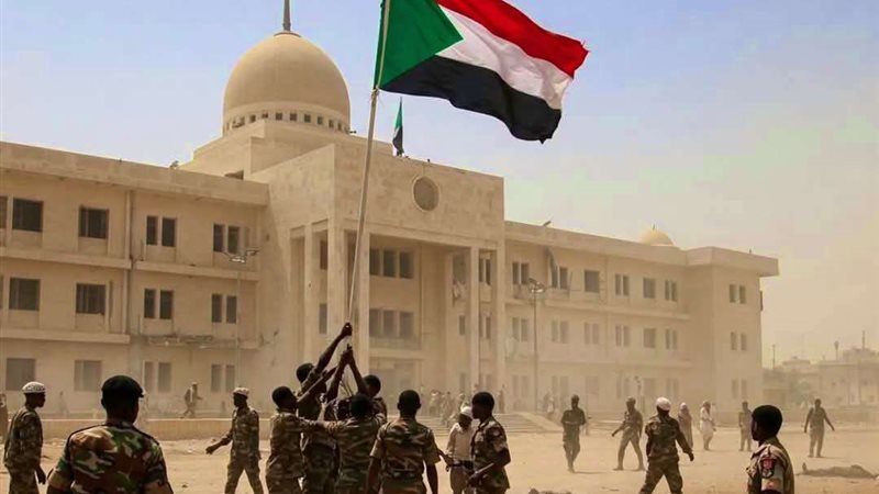 تحرير القصر الرئاسي