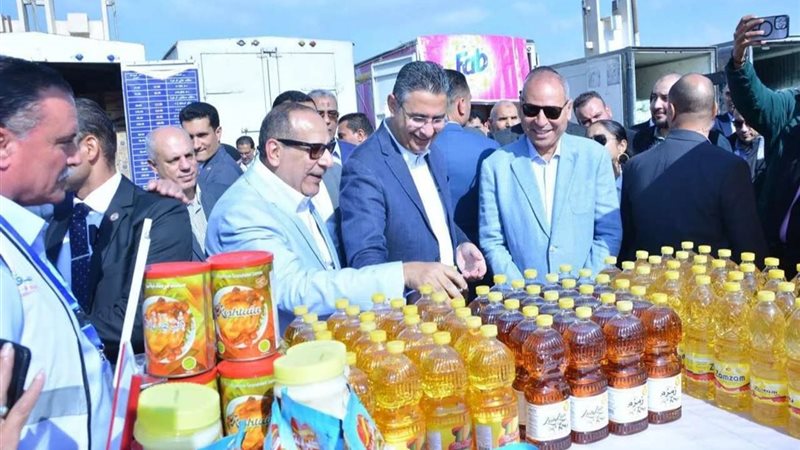 وزير التموين والتجارة