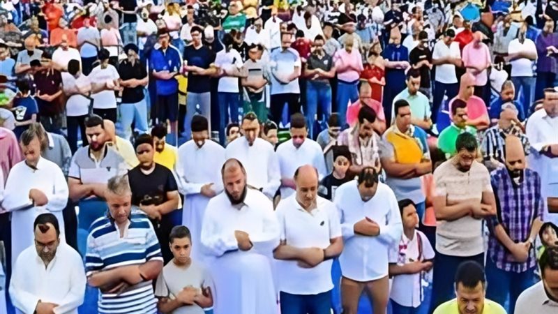 من "حلايب"