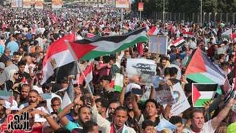 الشعب المصري في الوقفات