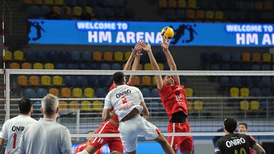 الأهلي يهزم الزمالك ويتوج بكأس مصر لرجال الكرة الطائرة