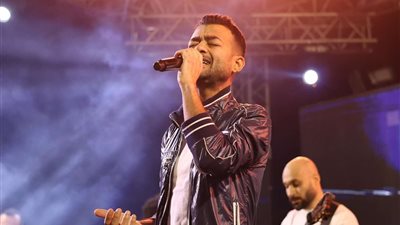 بالصور.. هيثم شاكر يشعل حماسة جمهوره بحفله في الإسكندرية