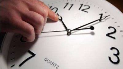 الساعة هتتقدم 60 دقيقة.. موعد تغيير الساعة في مصر وتطبيق التوقيت الصيفي