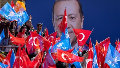 الحزب الجمهوري التركي يطلق حملة لسحب الثقة من أردوغان ويطالب بانتخابات مبكرة