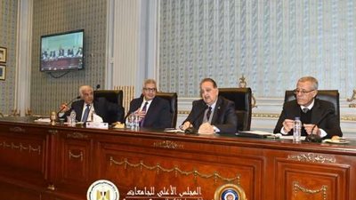 لجنة التعليم والبحث العلمي بالشيوخ تناقش إطارًا أخلاقيًا وتشريعيًا لاستغلال الذكاء الاصطناعي في تطوير المناهج التعليمية