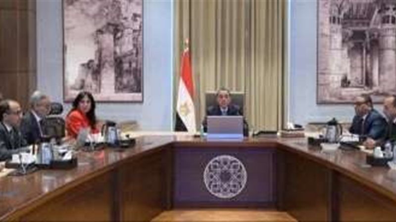 رئيس مجلس الوزراء،