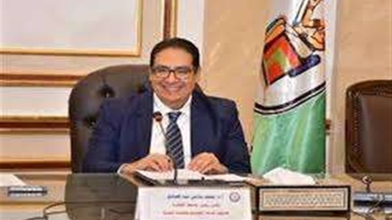 رئيس جامعة القاهرة