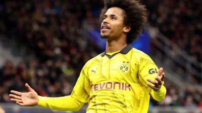 كريم أديمي يقود تشكيل بوروسيا دورتموند المتوقع أمام برشلونة