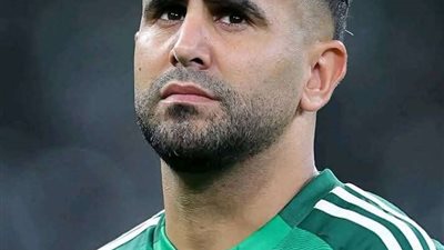 دوري روشن.. رياض محرز يقود هجوم الأهلي أمام الرئد