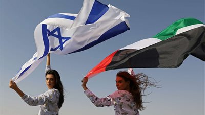 عيد فصح مجيد.. السفارة الإماراتية في تل أبيب تهنئ إسرائيل بحلول عيد الفصح اليهودي