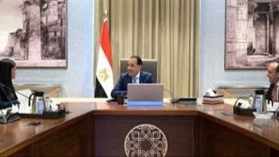 تفاصيل اجتماع رئيس الوزراء مع وزيرة التخطيط