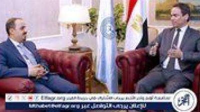 وزير الإعلام اليمني يبحث خلال زيارته لماسبيرو تعزيز التعاون الإعلامي بين القاهرة وصنعاء