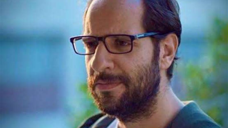 النجم أحمد أمين