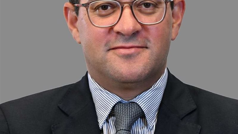 وزير المالية احمد