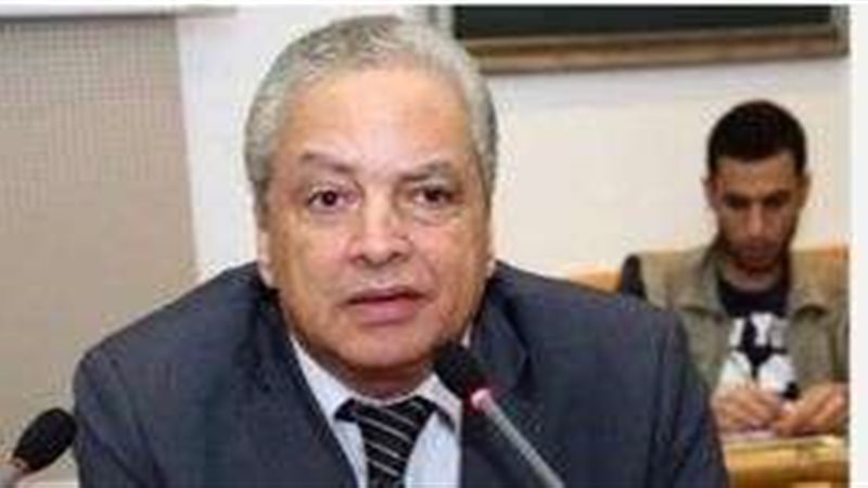 الدكتور إكرام بدر