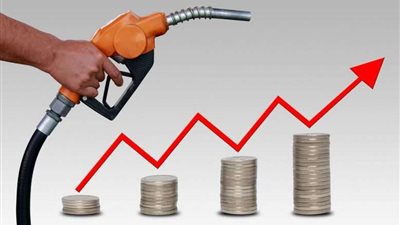 تحذيرات من قفزات سعرية للبنزين.. رئيس شعبة البترول السابق: اللتر قد يتجاوز 20 جنيهًا والدولة تنتظر حتى أكتوبر