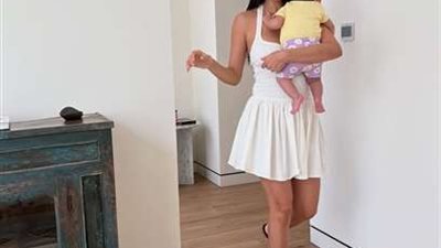 بالصور.. سلمي أبو ضيف تعبر عن أمومتها