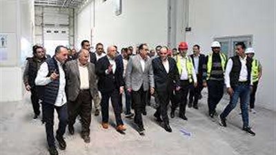 خلال تفقده مدينة العاشر من رمضان.. مدبولي: الحكومة تعمل على توطين الصناعة