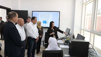 مدبولي: نُعدّ جيلًا من الفنيين لتلبية احتياجات السوق المصري والعالمي