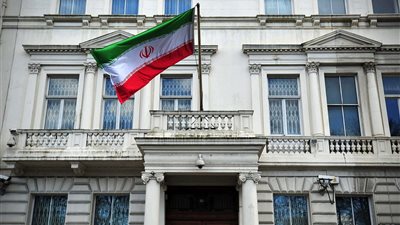 بعد معارضته نزع سلاح حزب الله.. السفير الإيراني في بيروت يتجاهل استدعاء الخارجية اللبنانية له