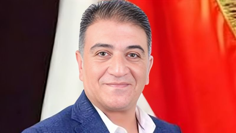 الدكتور خالد مهدي،