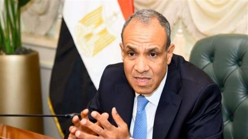الدكتور بدر عبد العاطي،