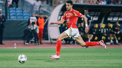 بهدف نظيف.. طاهر محمد طاهر يرجح كفة الأهلي أمام صن داونز في الشوط الأول