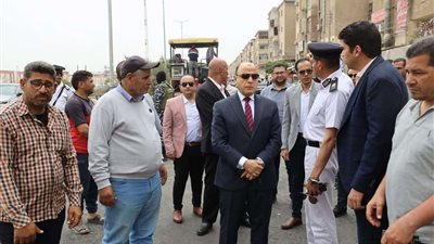 بتكلفة مليون جنيه.. رصف شارع مسجد خيرت في قلين بكفر الشيخ