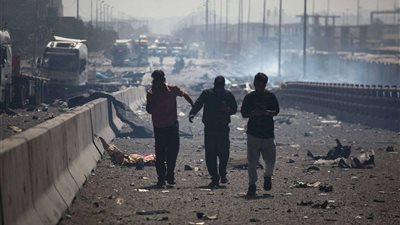 بالتفاصيل.. ملابسات انفجار ميناء الشهيد رجائي بإيران ومصرع 5 وإصابة 700