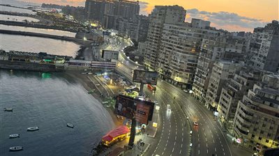 استعداداً للصيف .. الإسكندرية تنهي تخطيط الكورنيش من المحروسة حتى سان ستيفانو