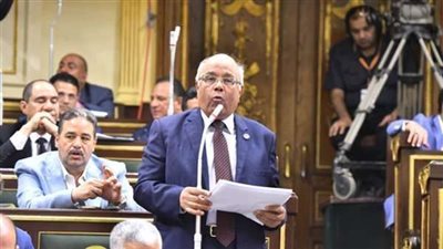 لجنة الإسكان بـ