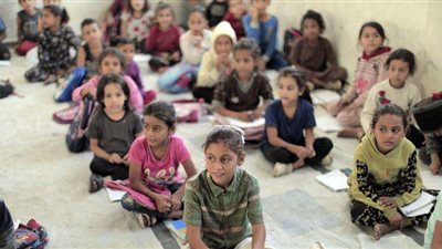 الأونروا تُحذر: أطفال غزة بلا تعليم وسط نيران الحرب