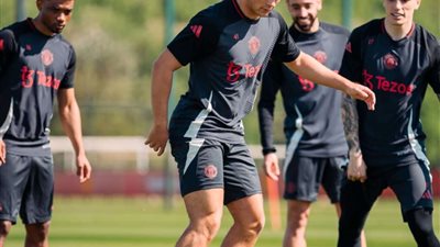 راسموس يقود هجوم مانشستر يونايتد أمام بلباو في نصف نهائي الدوري الاوروبي