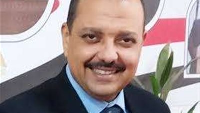 بعد إقرار قانون العمل الجديد.. رئيس النقابة العاملين: عمال مصر يجددون العهد والوعد ببذل المزيد