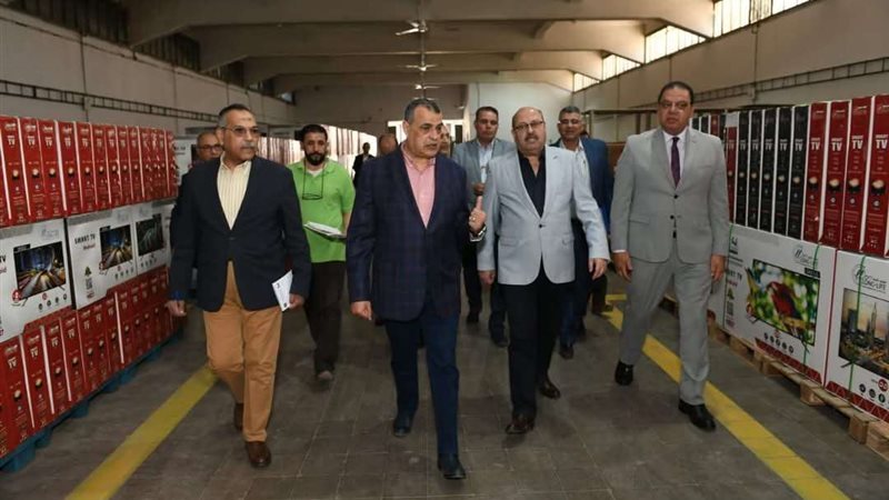 جولة وزير الإنتاج