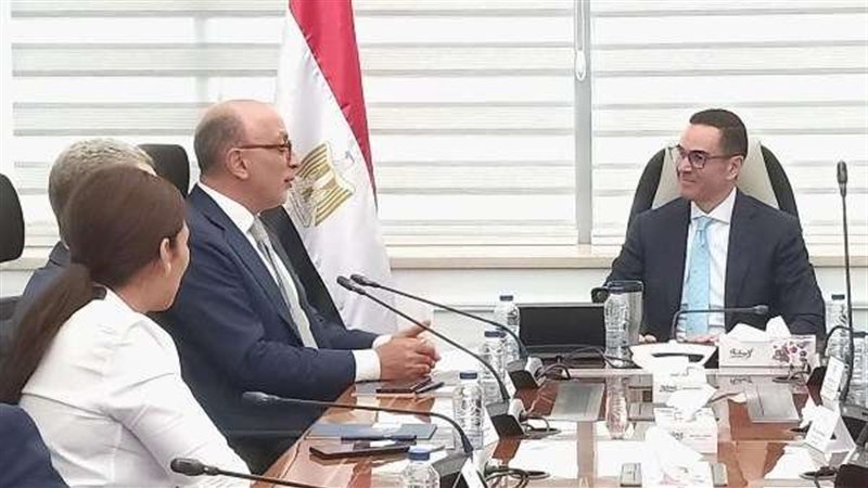 وزير الاستثمار والتجارة