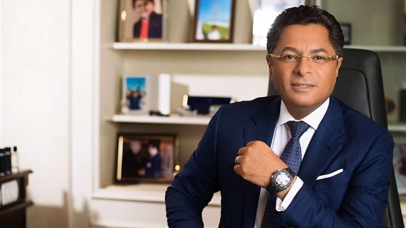 الإعلامي والمحامي