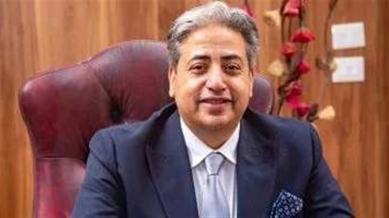 الدكتور إيهاب سعد