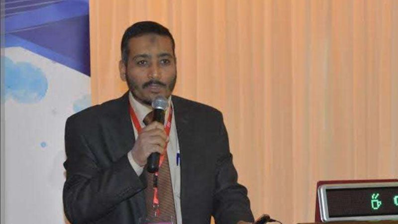 الأستاذ الدكتور عبد
