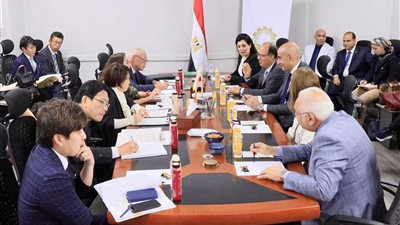 وزير التعليم ونظيرته اليابانية يتفقدان مدرسة السويدي الدولية للتكنولوجيا