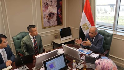 وزير الكهرباء: الوزارة تركز على مشروعات الطاقة المتجددة