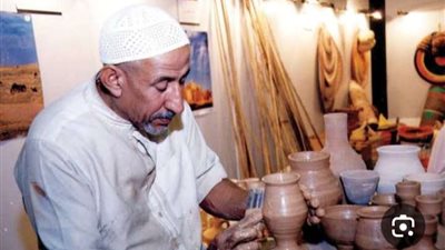 صناعات تحتضر فى مصر مثل الجلود والخزف