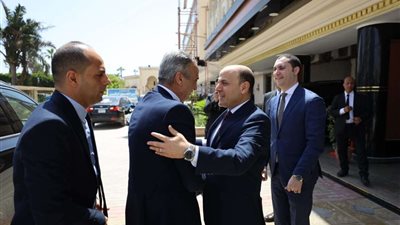 محافظ كفرالشيخ يستقبل رئيس جهاز حماية المستهلك لبحث سبل تعزيز الرقابة على الأسواق