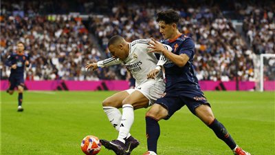 ريال مدريد يحبط ريمونتادا سيلتا فيجو ويستمر في مطاردة برشلونة على قمة الليجا