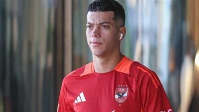 إمام عاشور ينقذ الأهلي بهدفٍ رائع أمام المصري ويُعيد المباراة إلى نقطة التعادل