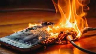 شاحن موبايل يتسبب في مأساة ببنها.. وفاة أم وطفلتها وإصابة 3 آخرين باختناق في حريق مفجع