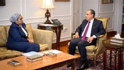 وزير الخارجية يستقبل رئيسة المجلس القومي للمرأة لتعزيز المشاركة في مختلف المجالات