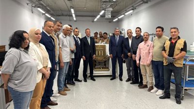 وزير السياحة يتفقد مجموعة جديدة من كنوز توت عنخ آمون بالمتحف الكبير