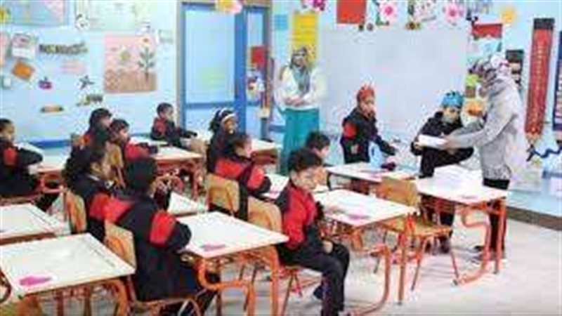 طلاب الصف الرابع
